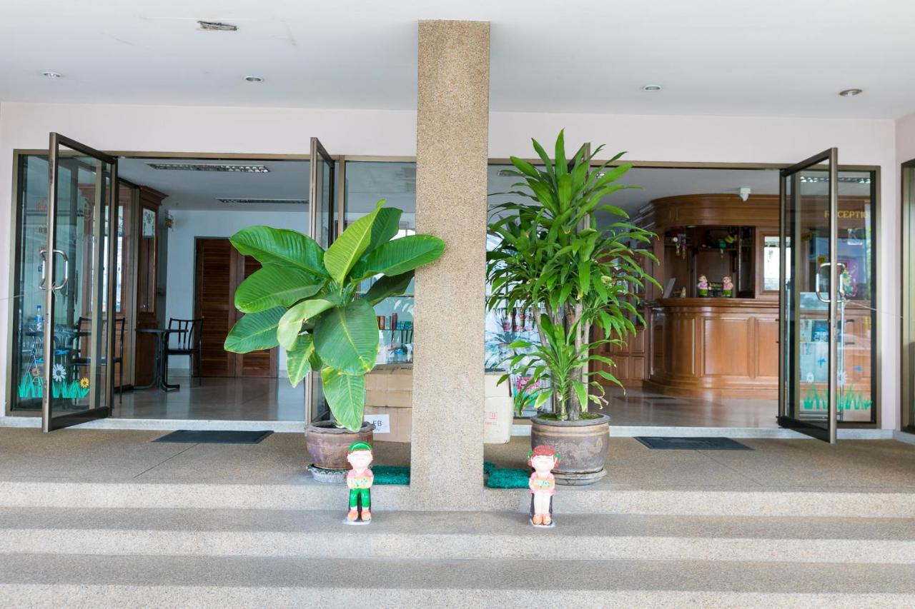 Tokyo Hotel Ubon Ratchathani Exterior photo